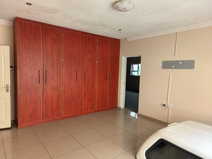 To Let 2 Bedroom Property for Rent in Promosa North West